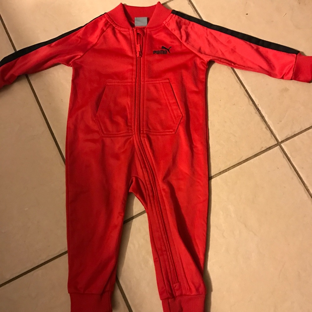 Baby jump suit